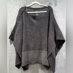 Barefoot Dreams CozyChic Coastline Poncho Comfy OS Buttons